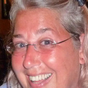 Meet your Posher, Rona